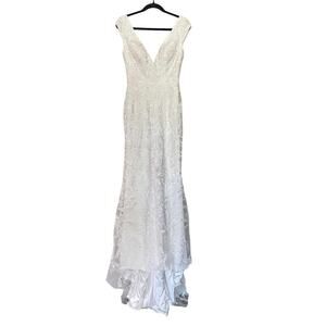 Chosen by KYHA Lace full length wedding dress size 3